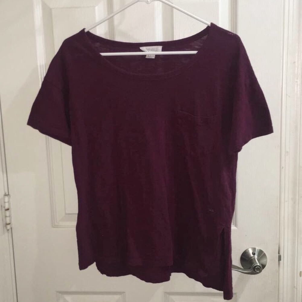 Forever 21 Maroon Pocket T
